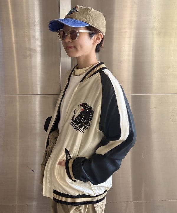 みりさんの「【別注】テーラー東洋 / 50th 50％ スカ Tシャツ」を使ったコーディネート