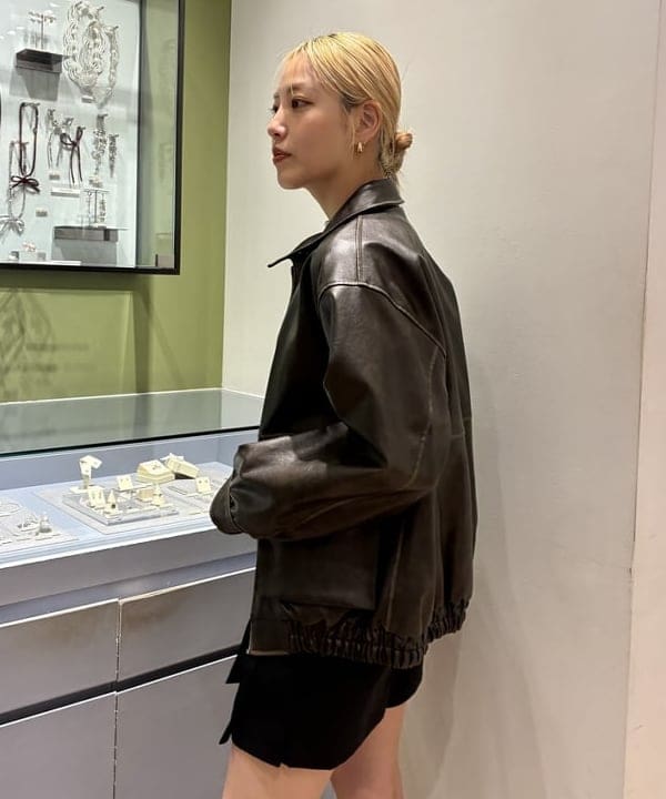 れいなさんの「BEAMS WOMEN｜フェイクレザー フライト ジャケット」を使ったコーディネート