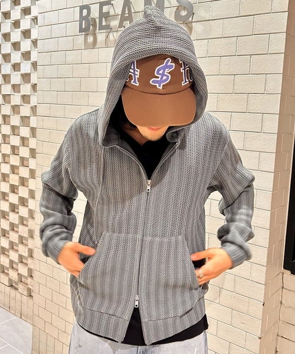 Shutoさんの「BEAMS WOMEN｜メッシュ ジップアップ フーディ【リラックスフィット】」を使ったコーディネート