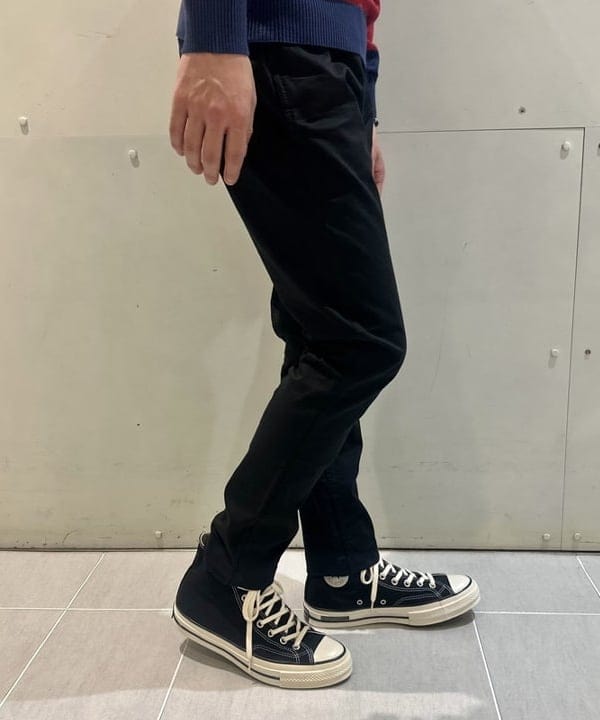 三宅 雄平さんの「BEAMS WOMEN｜ストレッチテーパードチノ」を使ったコーディネート