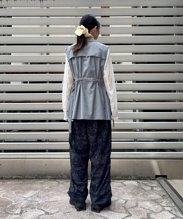 むりょさんの「BEAMS WOMEN｜レイヤード ドロスト ジレ」を使ったコーディネート