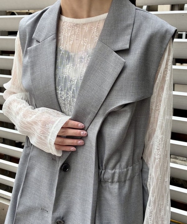 むりょさんの「BEAMS WOMEN｜レイヤード ドロスト ジレ」を使ったコーディネート