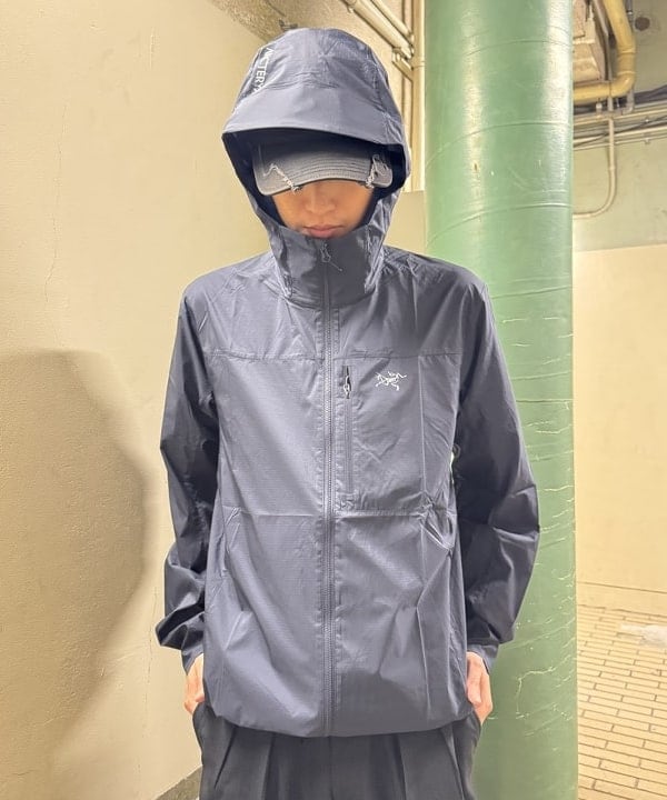 Yutoさんの「BEAMS WOMEN｜ARC&rsquo;TERYX / Squamish Hoody」を使ったコーディネート