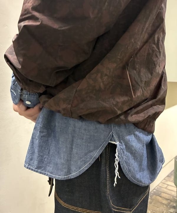 rogiさんの「BEAMS WOMEN｜シャンブレー ワークシャツ」を使ったコーディネート