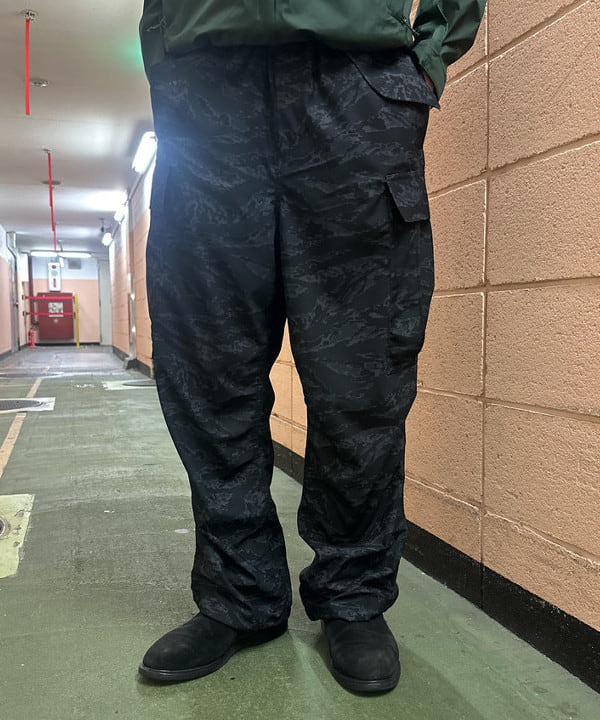 三宅 雄平さんの「BEAMS WOMEN｜patagonia / Torrentshell 3L Jacket」を使ったコーディネート