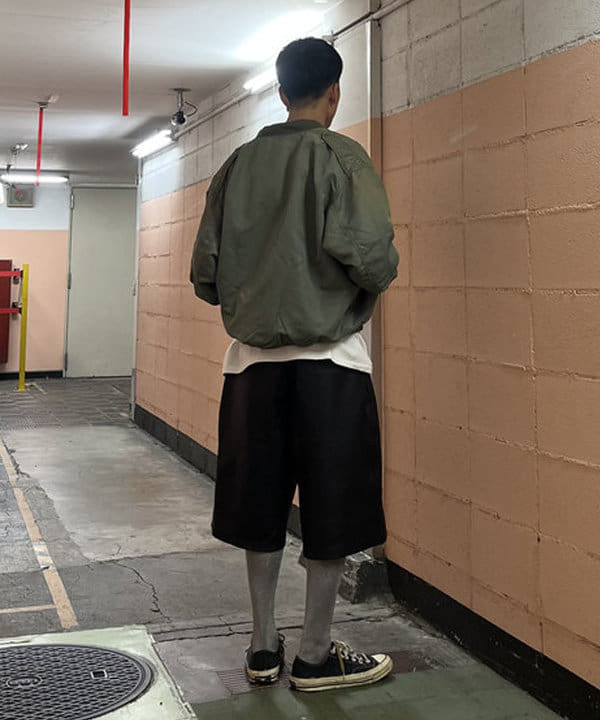 BANさんの「BEAMS WOMEN｜【別注】REMI RELIEF / L-2B Flight Jacket」を使ったコーディネート