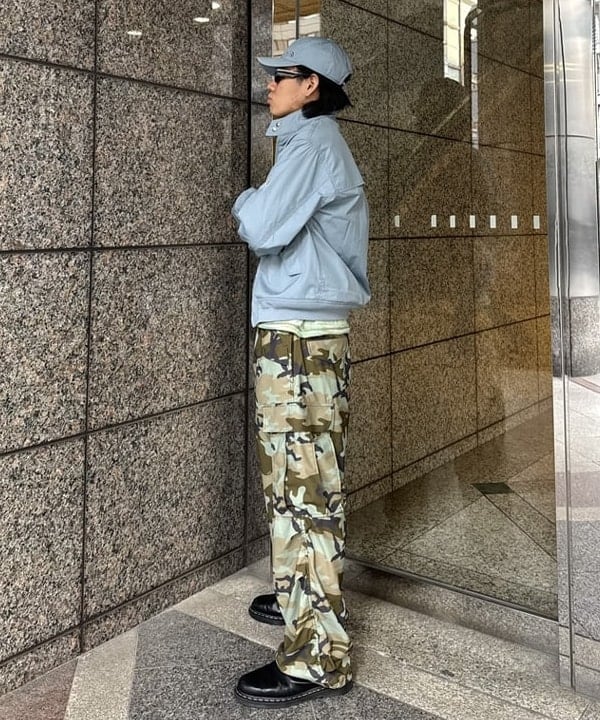 配島 孝明さんの「BEAMS WOMEN｜カスリ染め クルーネック スウェットシャツ」を使ったコーディネート