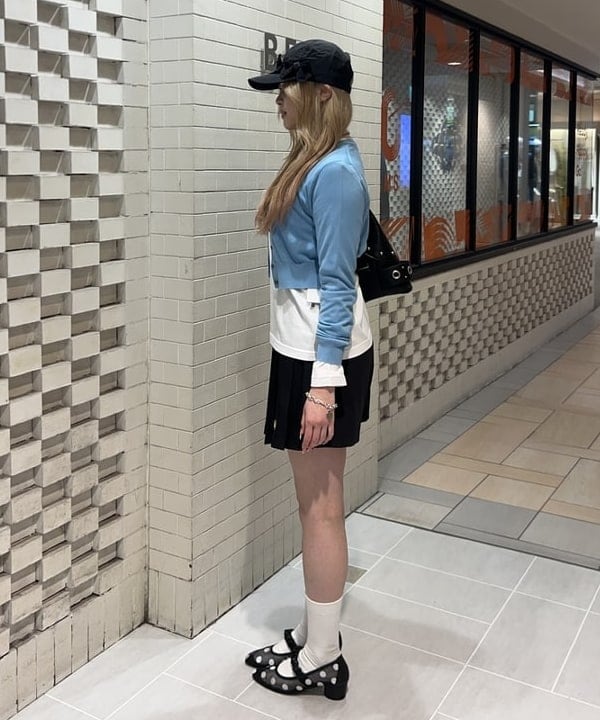 桃羽さんの「BEAMS WOMEN｜14ゲージ ショート丈 クルーネック カーディガン」を使ったコーディネート