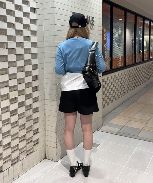 桃羽さんの「BEAMS WOMEN｜14ゲージ ショート丈 クルーネック カーディガン」を使ったコーディネート