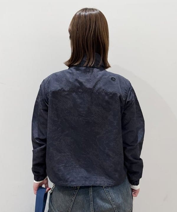 松本 佳菜子さんの「BEAMS WOMEN｜ACOC / Drawstring Bag」を使ったコーディネート