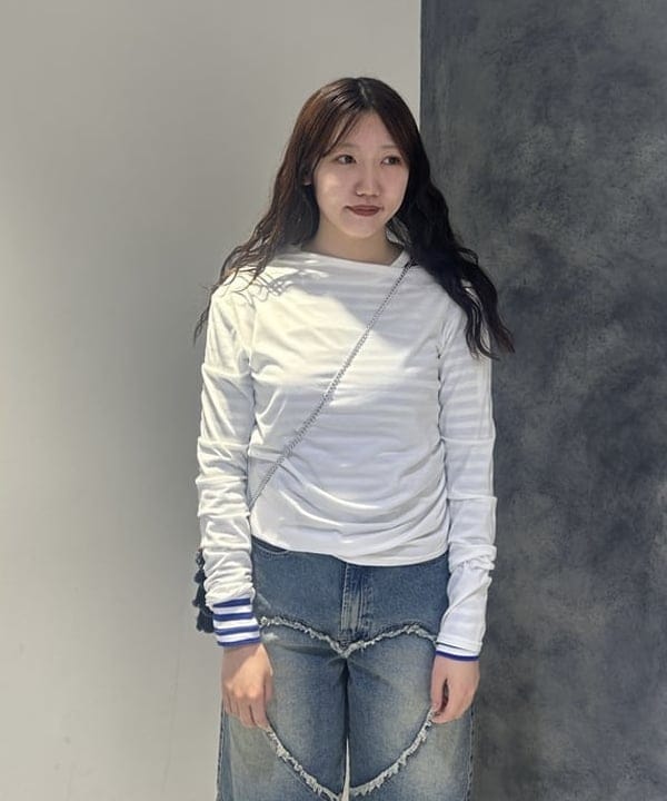 ハルカさんの「BEAMS WOMEN｜LEVI&rsquo;S(R) / LOOSE BOOT ジーンズ ライトインディゴ」を使ったコーディネート