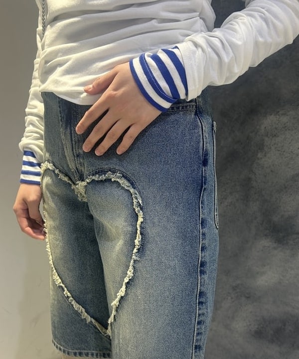 ハルカさんの「BEAMS WOMEN｜LEVI&rsquo;S(R) / LOOSE BOOT ジーンズ ライトインディゴ」を使ったコーディネート