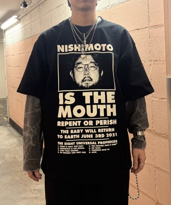 岡安 優馬さんの「BEAMS WOMEN｜【ワイドストレートフィット】ショート スラックス」を使ったコーディネート