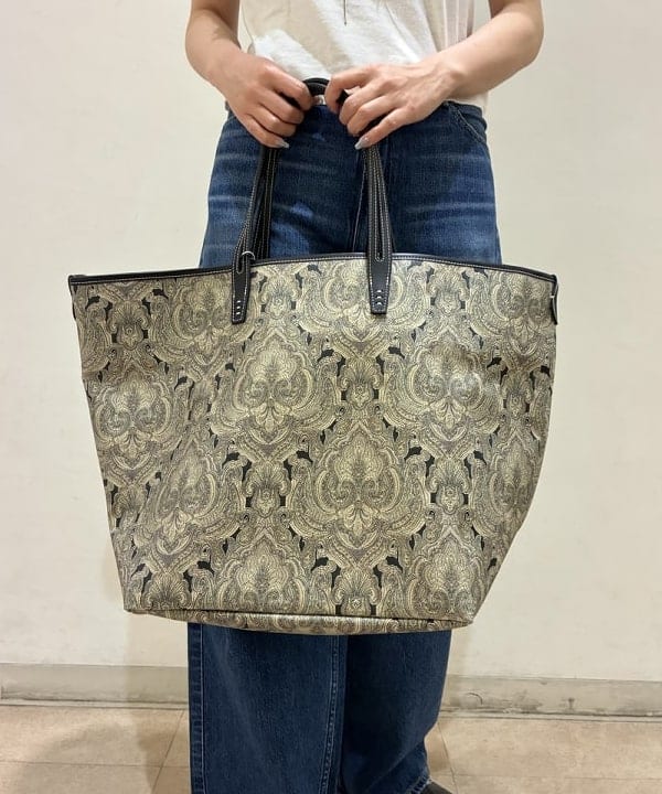 CHIHIROさんの「BEAMS WOMEN｜ドライカルゼ ベルテッド ジャケット」を使ったコーディネート