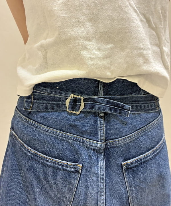 CHIHIROさんの「BEAMS WOMEN｜ドライカルゼ ベルテッド ジャケット」を使ったコーディネート