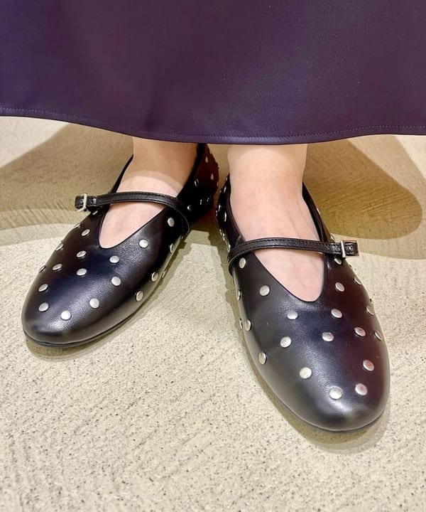 早川 萌子さんの「BEAMS WOMEN｜ショルダー オープン ロングスリーブ Tシャツ」を使ったコーディネート