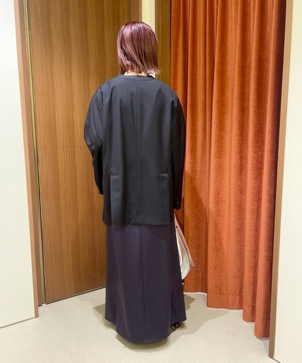 早川 萌子さんの「BEAMS WOMEN｜ショルダー オープン ロングスリーブ Tシャツ」を使ったコーディネート