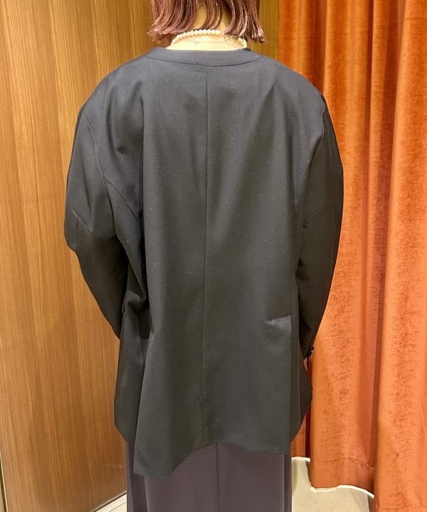 早川 萌子さんの「BEAMS WOMEN｜ショルダー オープン ロングスリーブ Tシャツ」を使ったコーディネート