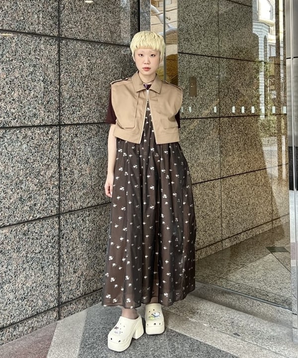 あさひさんの「BEAMS WOMEN｜ジップ ヨーク ベスト」を使ったコーディネート