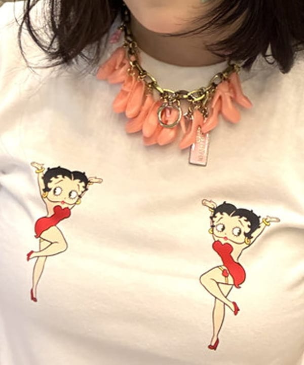 須賀さんの「BEAMS WOMEN｜【別注】Healthknit &times; maturely / トンプキンス スウェット パンツ」を使ったコーディネート