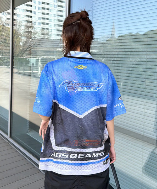 松本 佳菜子さんの「BEAMS WOMEN｜ストライプ ジップ シャツ ハーフスリーブ」を使ったコーディネート