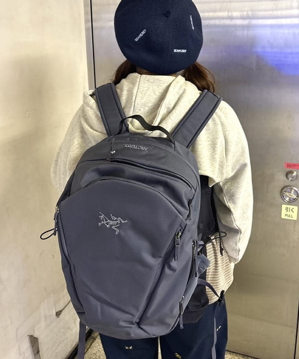 kawaiさんの「BEAMS WOMEN｜ナイロン フィッシング ベスト」を使ったコーディネート