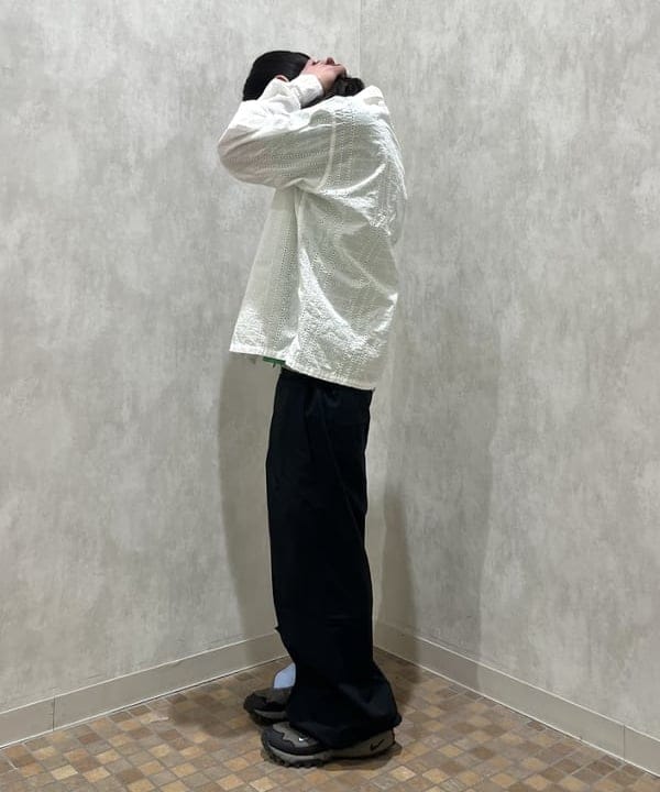 菊田 悠さんの「BEAMS WOMEN｜レース オープンカラーシャツ【リラックスフィット】」を使ったコーディネート