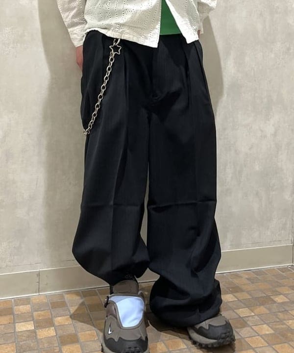 菊田 悠さんの「BEAMS WOMEN｜レース オープンカラーシャツ【リラックスフィット】」を使ったコーディネート