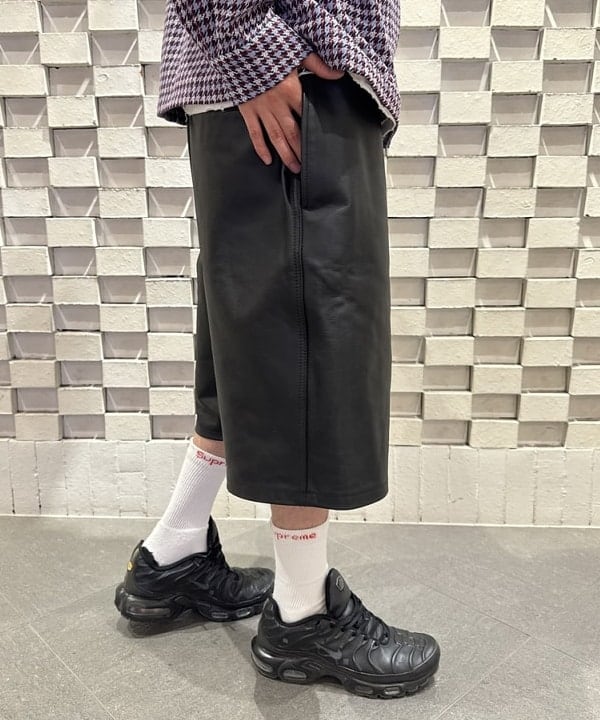 Yutoさんの「BEAMS WOMEN｜カウレザー イージー ショートパンツ【ワイドストレートフィット】」を使ったコーディネート