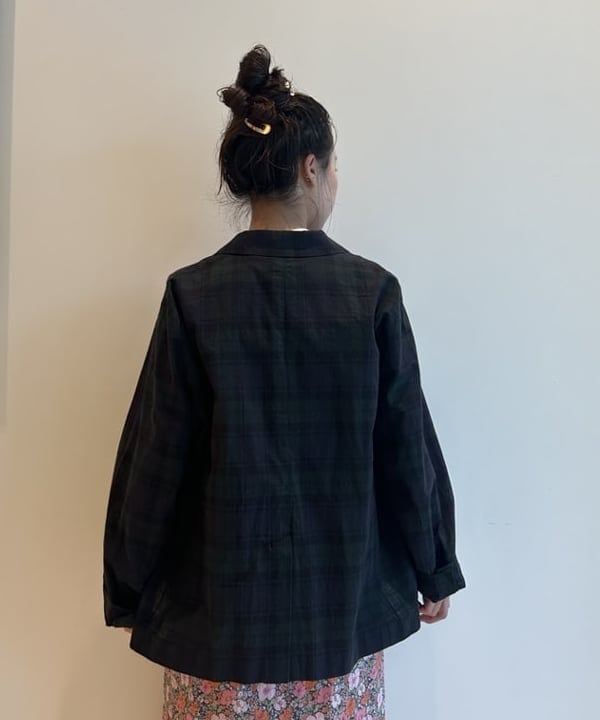 清水 彩乃さんの「BEAMS WOMEN｜チェック ダブル ジャケット」を使ったコーディネート