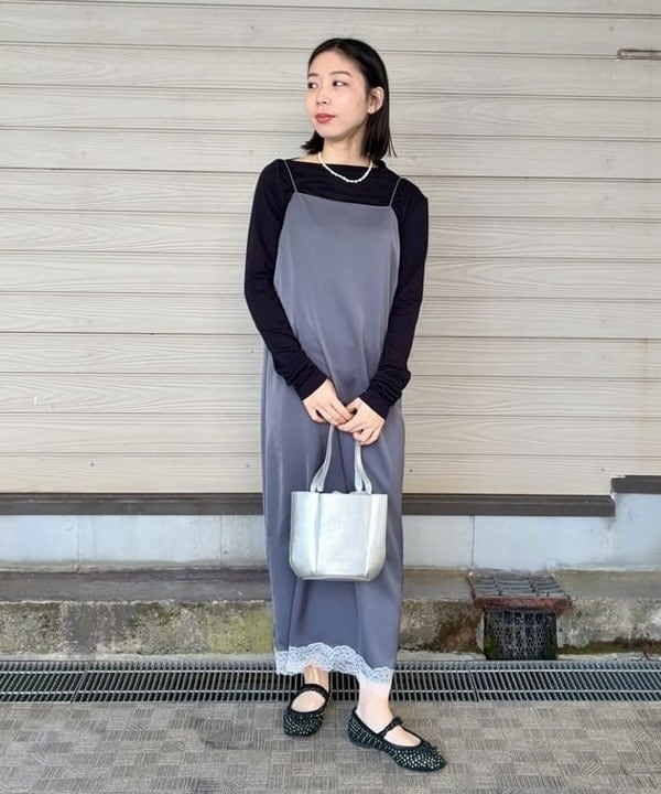 イナダさんの「BEAMS WOMEN｜リバーレース キャミソール ワンピース」を使ったコーディネート