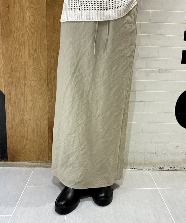 ヒライさんの「BEAMS WOMEN｜VIOLAd&rsquo;ORO / アバカ スタッズ トートバッグ」を使ったコーディネート