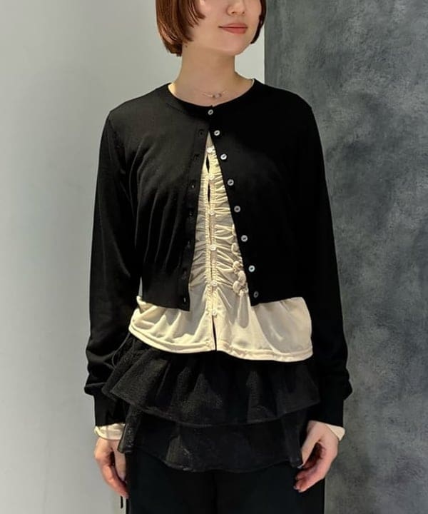 Hazukiさんの「BEAMS WOMEN｜14ゲージ ショート丈 クルーネック カーディガン」を使ったコーディネート