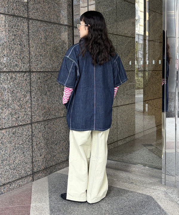 ばるたんさんの「BEAMS WOMEN｜【別注】TORI-TO / 縦フリル Ｔシャツ」を使ったコーディネート