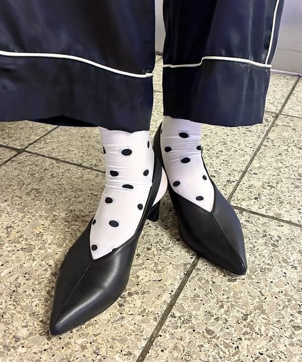 江口 息吹さんの「BEAMS WOMEN｜レース テープ キリカエ Tシャツ」を使ったコーディネート