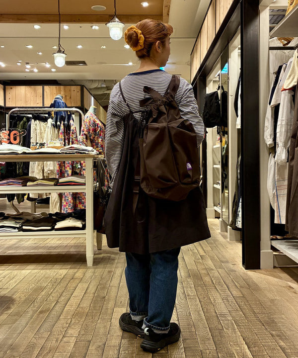 たぐみさんの「BEAMS WOMEN｜スウィッチ ボーダー ロングスリーブ」を使ったコーディネート