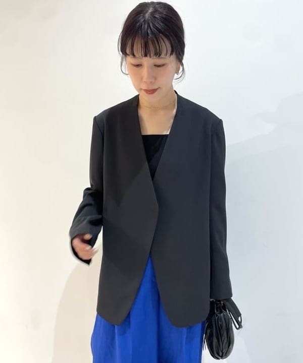 SAKAIさんの「BEAMS WOMEN｜ドライカルゼ ベルテッド ジャケット」を使ったコーディネート