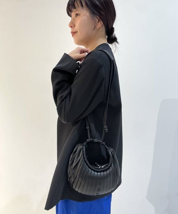 SAKAIさんの「BEAMS WOMEN｜ドライカルゼ ベルテッド ジャケット」を使ったコーディネート