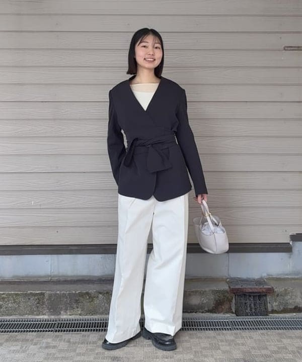 Kanaeさんの「BEAMS WOMEN｜ドライカルゼ ベルテッド ジャケット」を使ったコーディネート
