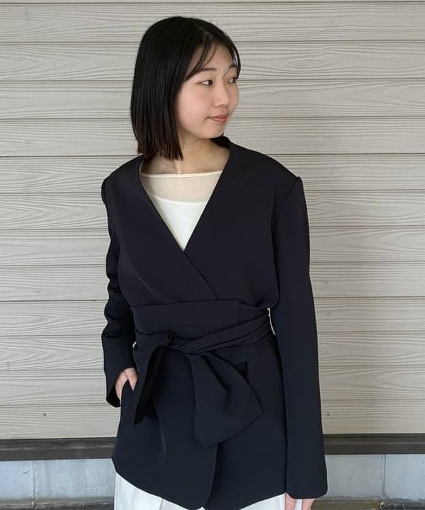 Kanaeさんの「BEAMS WOMEN｜ドライカルゼ ベルテッド ジャケット」を使ったコーディネート