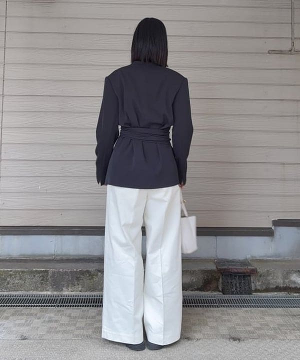 Kanaeさんの「BEAMS WOMEN｜ドライカルゼ ベルテッド ジャケット」を使ったコーディネート