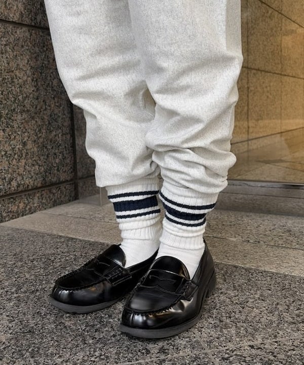 ばるたんさんの「BEAMS WOMEN｜【別注】Champion / リバースウィーブ(R) パンツ」を使ったコーディネート