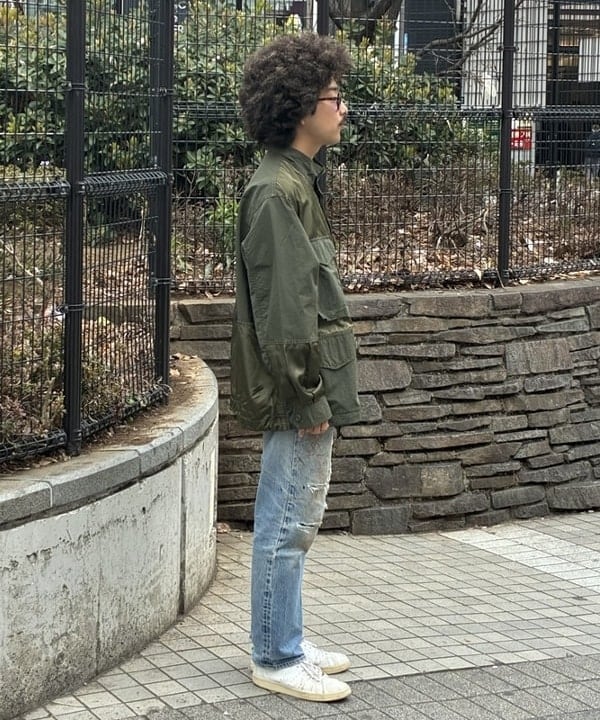 松本 悠平さんの「BEAMS WOMEN｜3ファブリック クレイジー M65 ジャケット【ワイドフィット】」を使ったコーディネート