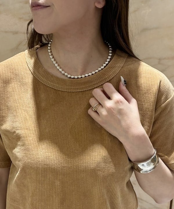 関 桂子さんの「BEAMS WOMEN｜MAISON CORNICHON / クラシック ショートスリーブ Tシャツ」を使ったコーディネート