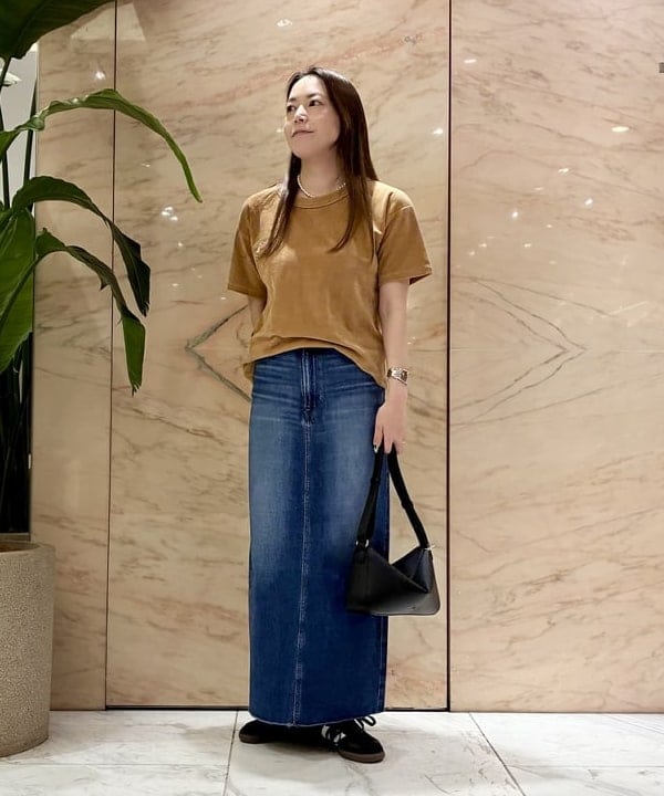 関 桂子さんの「BEAMS WOMEN｜MAISON CORNICHON / クラシック ショートスリーブ Tシャツ」を使ったコーディネート