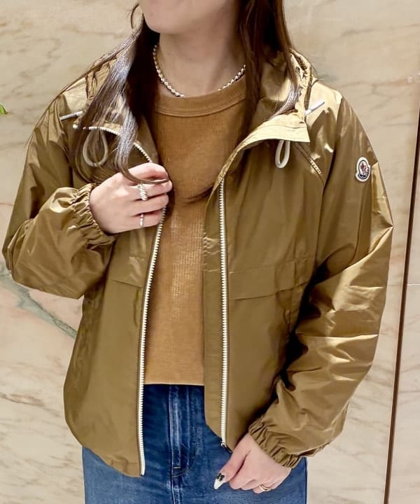 関 桂子さんの「BEAMS WOMEN｜MAISON CORNICHON / クラシック ショートスリーブ Tシャツ」を使ったコーディネート