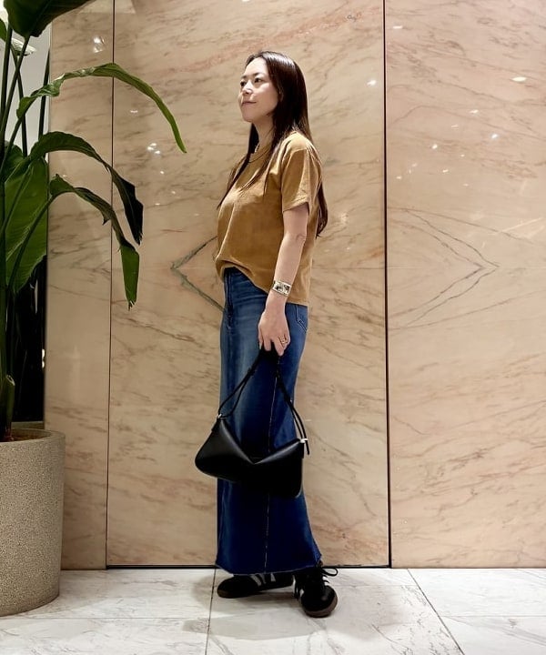 関 桂子さんの「BEAMS WOMEN｜MAISON CORNICHON / クラシック ショートスリーブ Tシャツ」を使ったコーディネート