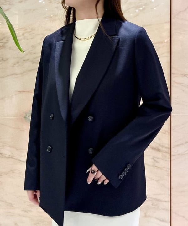 関 桂子さんの「BEAMS WOMEN｜ダブルブレスト ジャケット」を使ったコーディネート