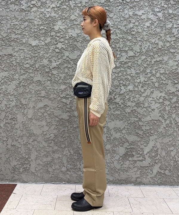 たぐみさんの「BEAMS WOMEN｜BUZZ RICKSON'S &times; BEAMS BOY / チノパンツ」を使ったコーディネート