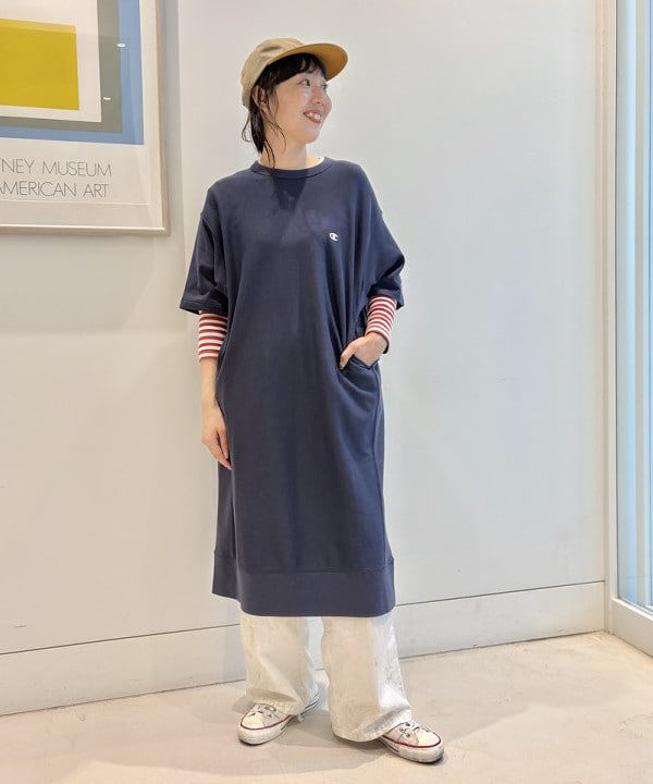 おのすさんの「BEAMS WOMEN｜【別注】Champion / リバースウィーブ(R) ショートスリーブ ワンピース」を使ったコーディネート